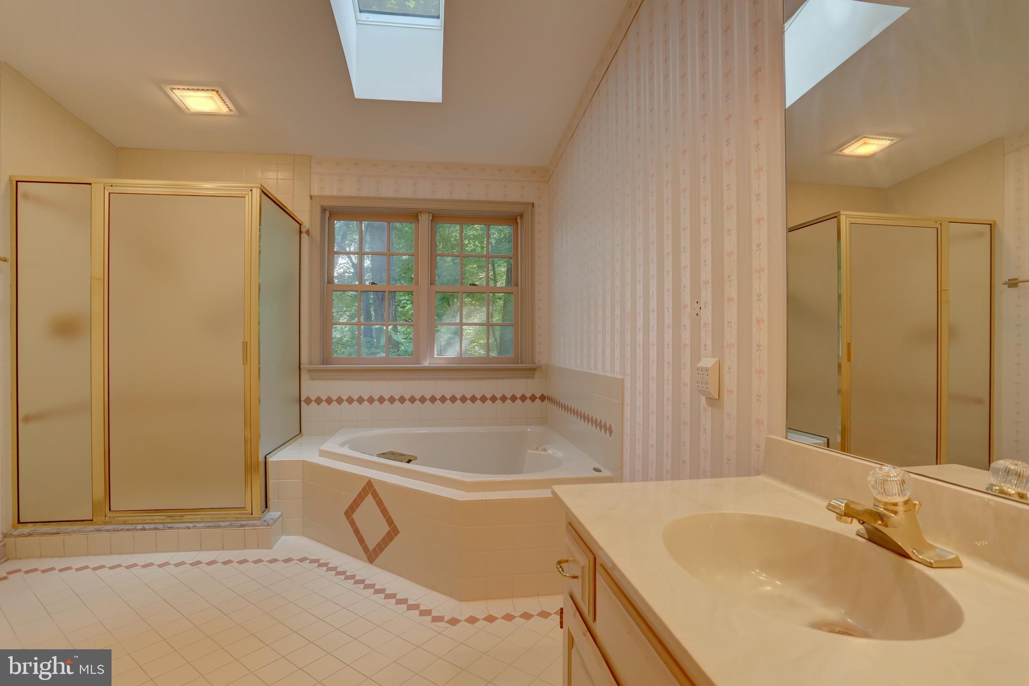 1042 Hunters Path Lancaster, PA 17601 - Photo 38 of 44 Gallery Image 38