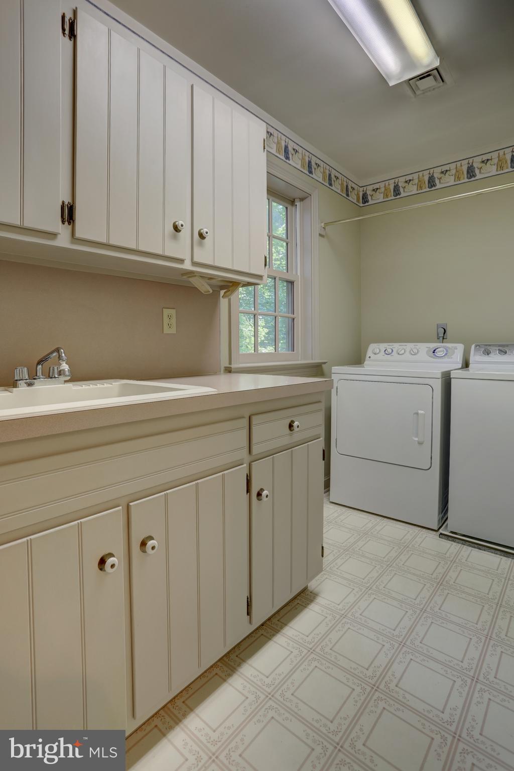 1042 Hunters Path Lancaster, PA 17601 - Photo 43 of 44 Gallery Image 43
