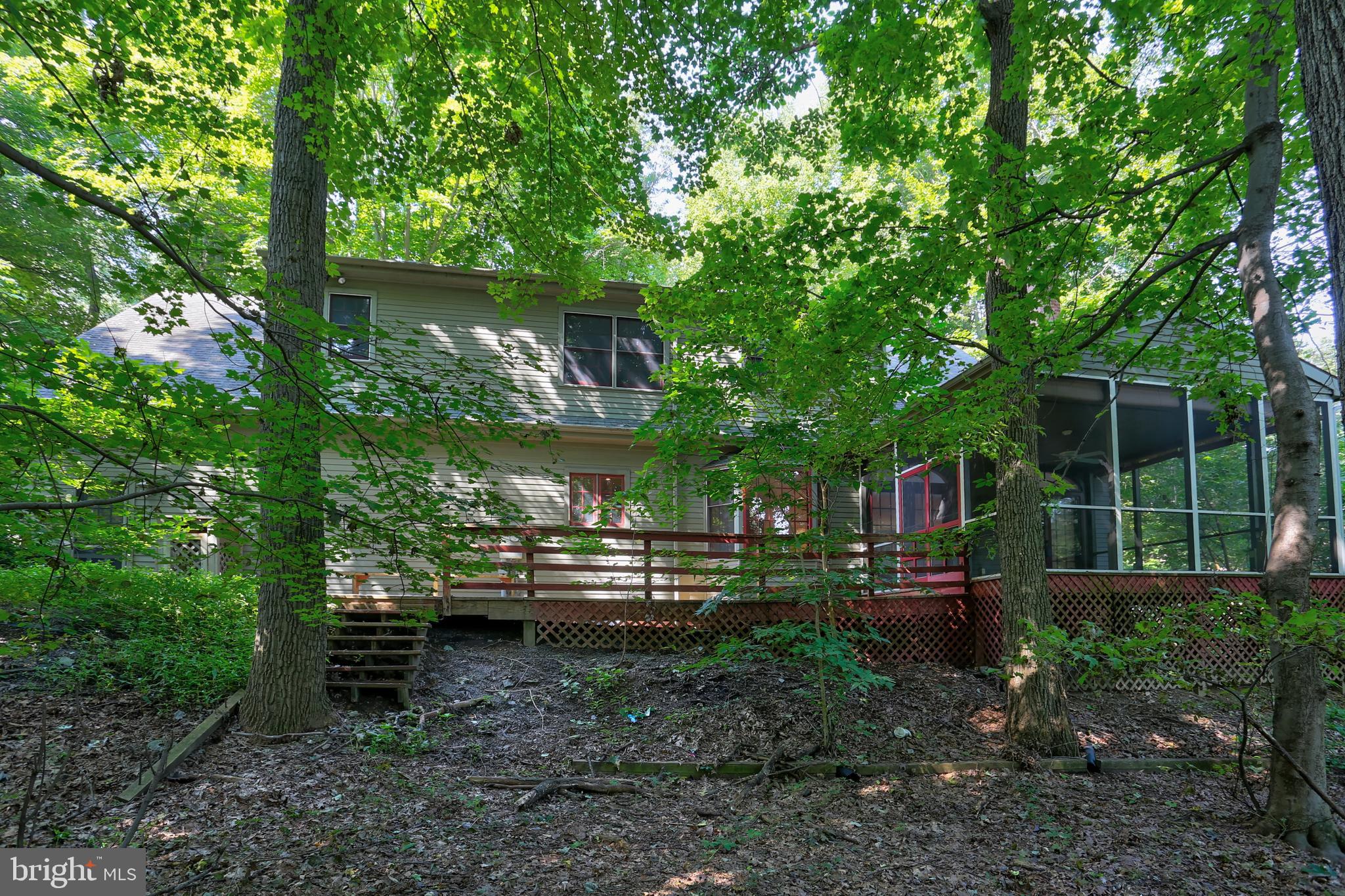 1042 Hunters Path Lancaster, PA 17601 - Photo 10 of 44 Gallery Image 10