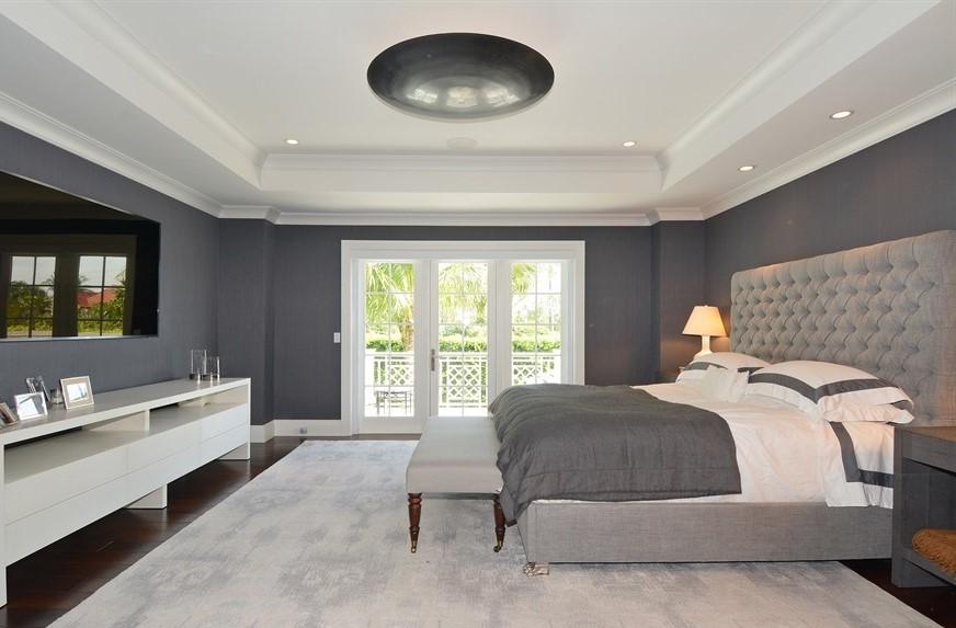 255 Kenlyn Road Palm Beach, FL 33480 - Photo 16 of 32 Master suite