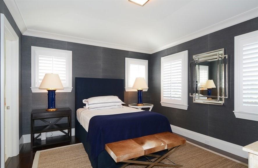 255 Kenlyn Road Palm Beach, FL 33480 - Photo 22 of 32 Guest bedroom