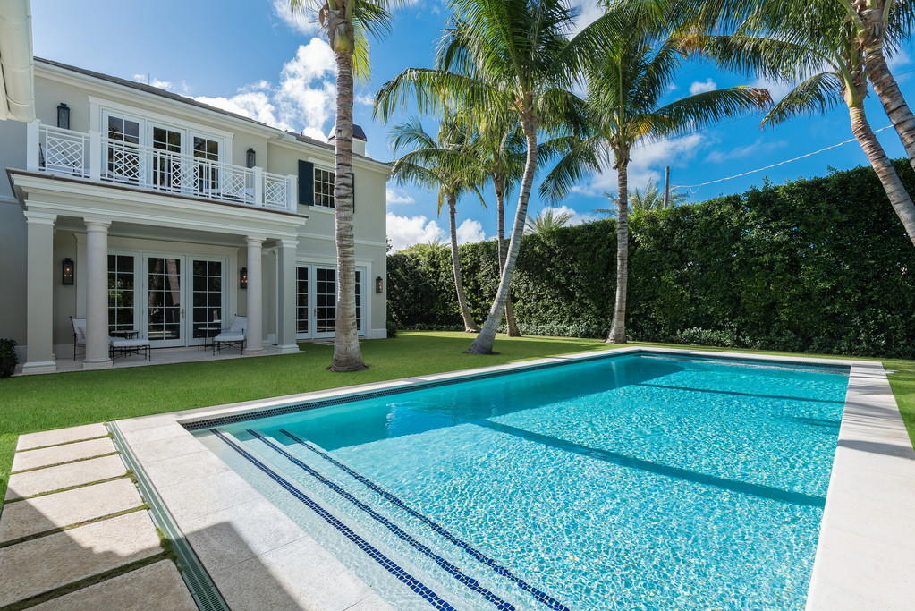 255 Kenlyn Road Palm Beach, FL 33480 - Photo 24 of 32 Back view