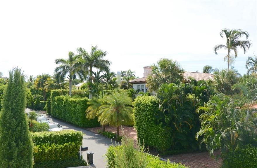 255 Kenlyn Road Palm Beach, FL 33480 - Photo 29 of 32 Street view