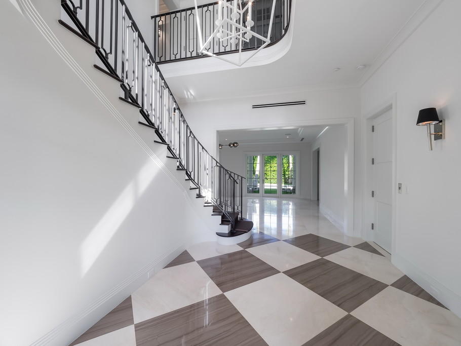 255 Kenlyn Road Palm Beach, FL 33480 - Photo 5 of 32 Foyer