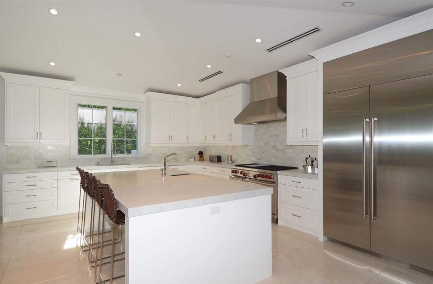 255 Kenlyn Road Palm Beach, FL 33480 - Photo 9 of 32 Kitchen