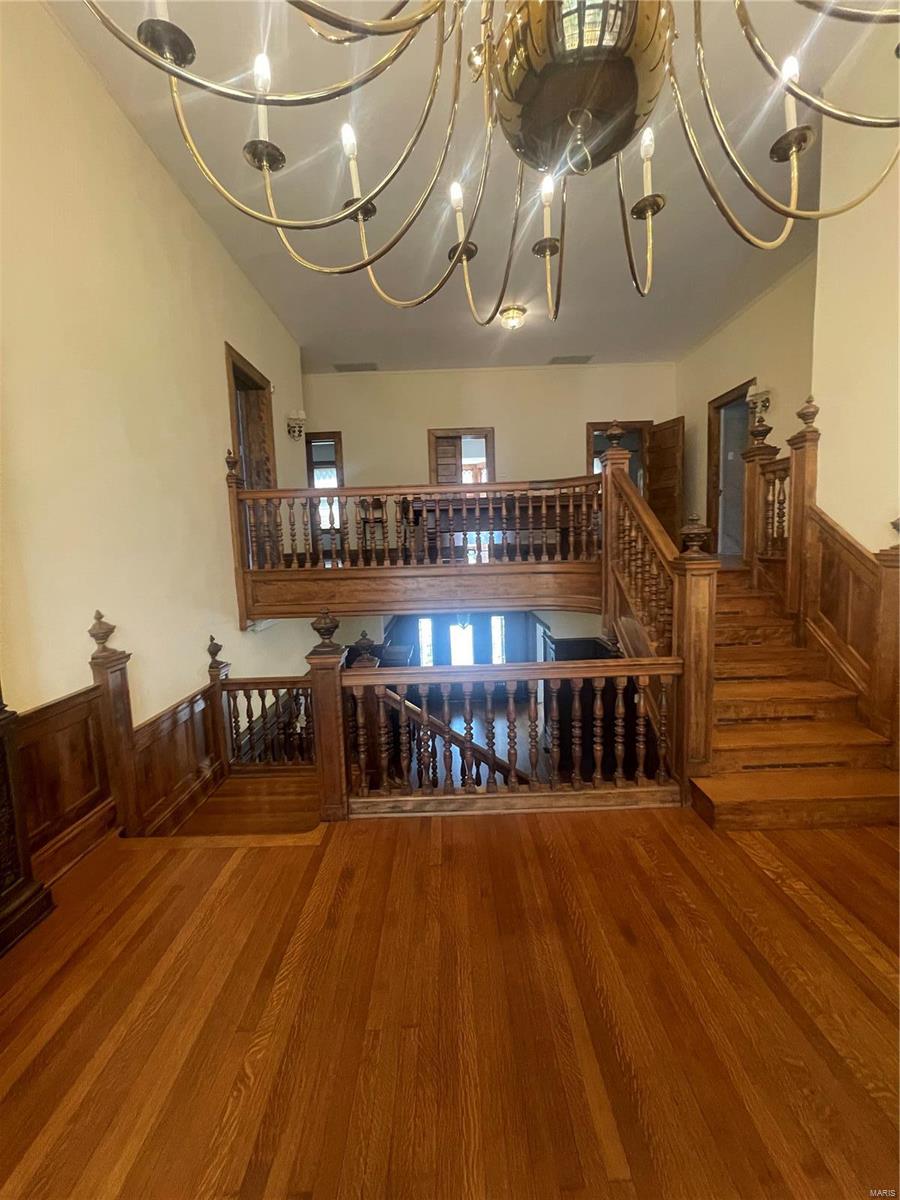 11 Washington Terrace St. Louis, MO 63112 - Photo 13 of 35