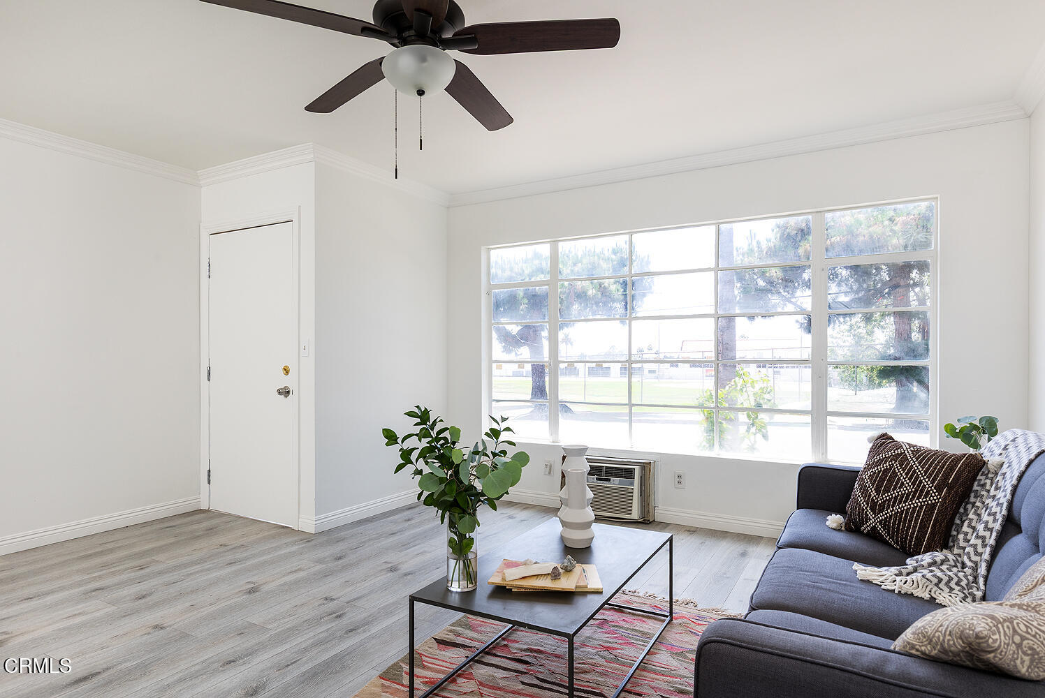 114 South Canyon Boulevard Monrovia, CA 91016 - Photo 7 of 32 a living room with furniture and a window