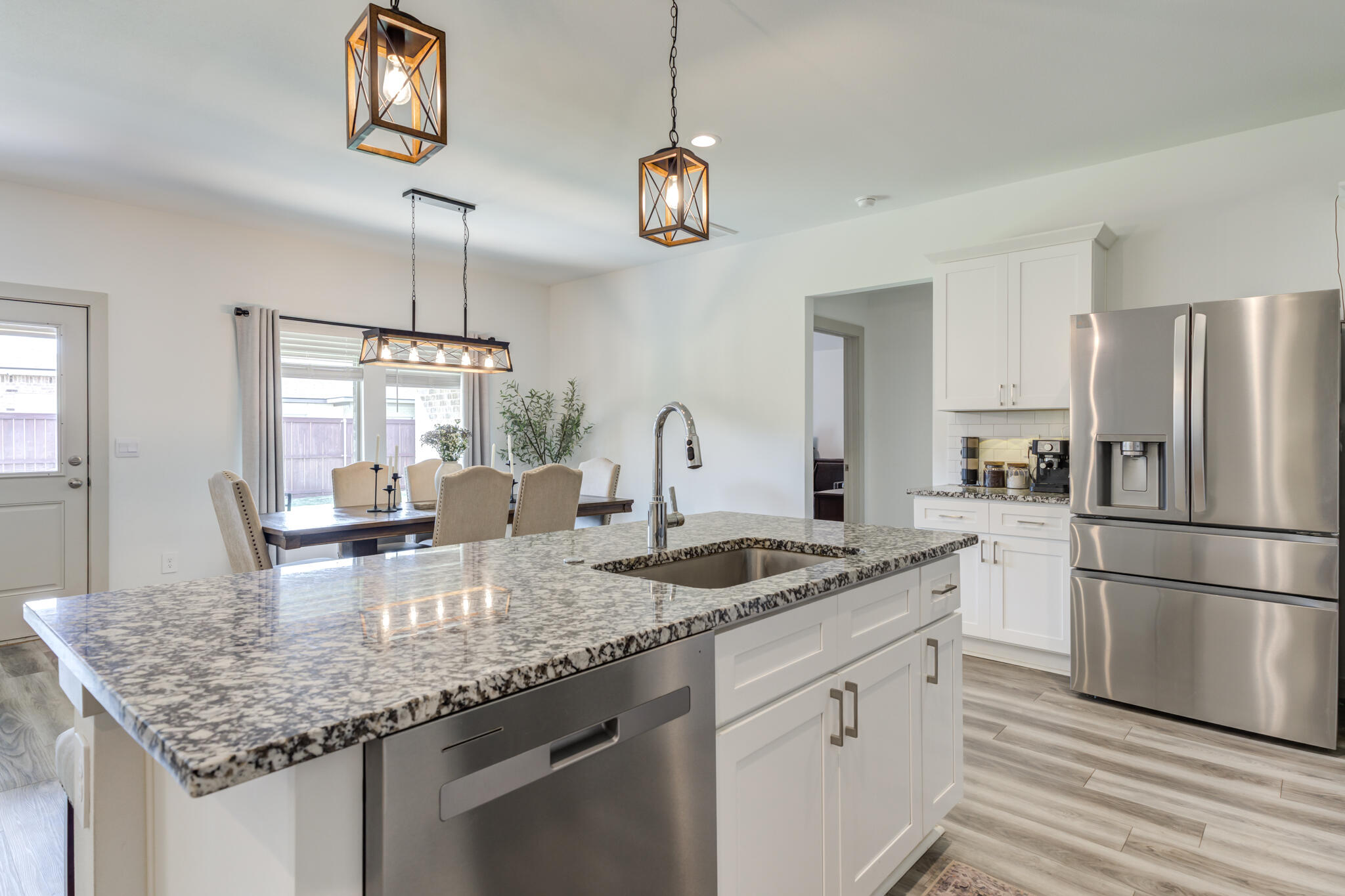 10512 Aberdeen Avenue Lubbock, TX 79424 - Photo 10 of 33 9