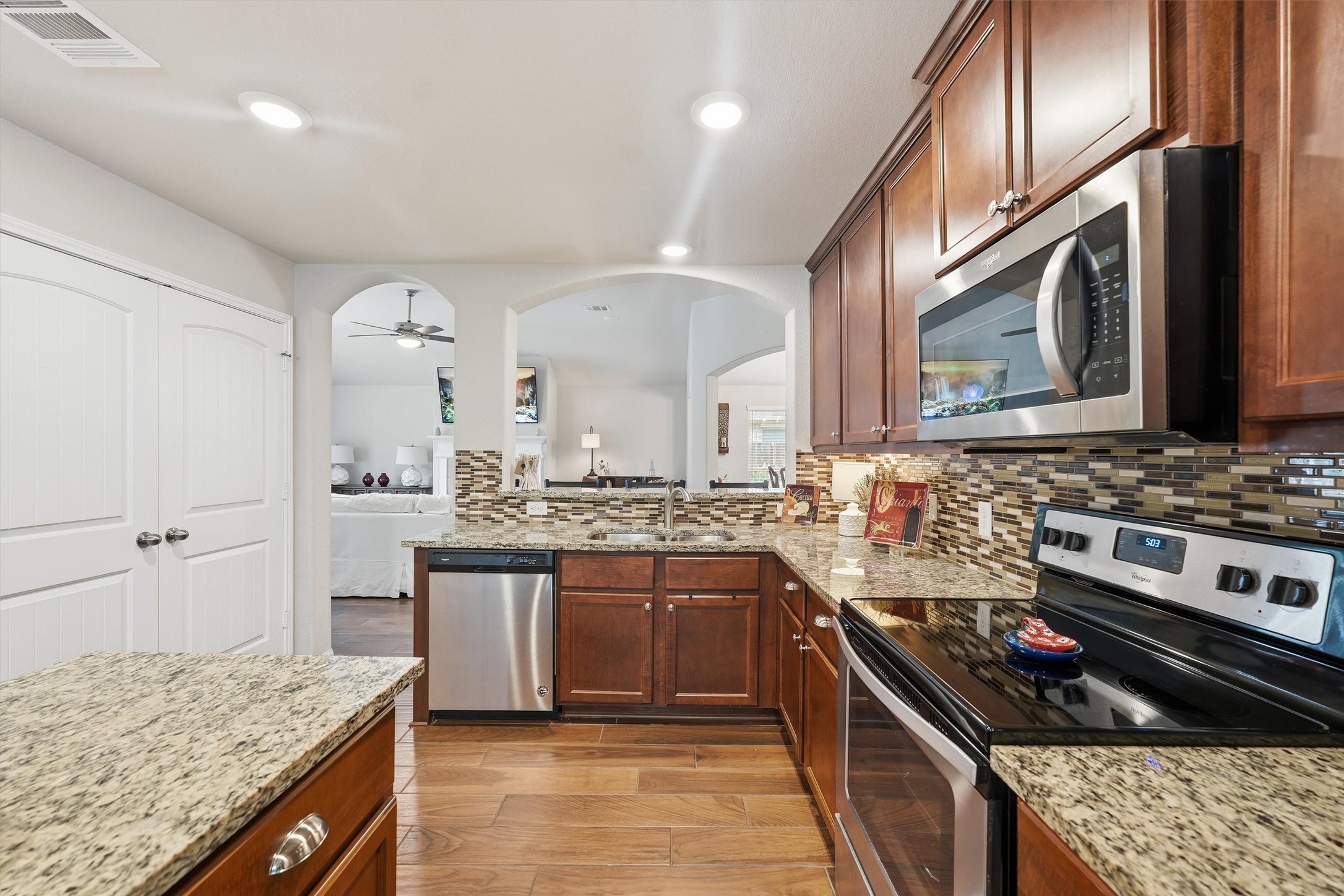 3307 Woodchuck Road Montgomery, TX 77356 - Photo 12 of 27 Gallery Image 12