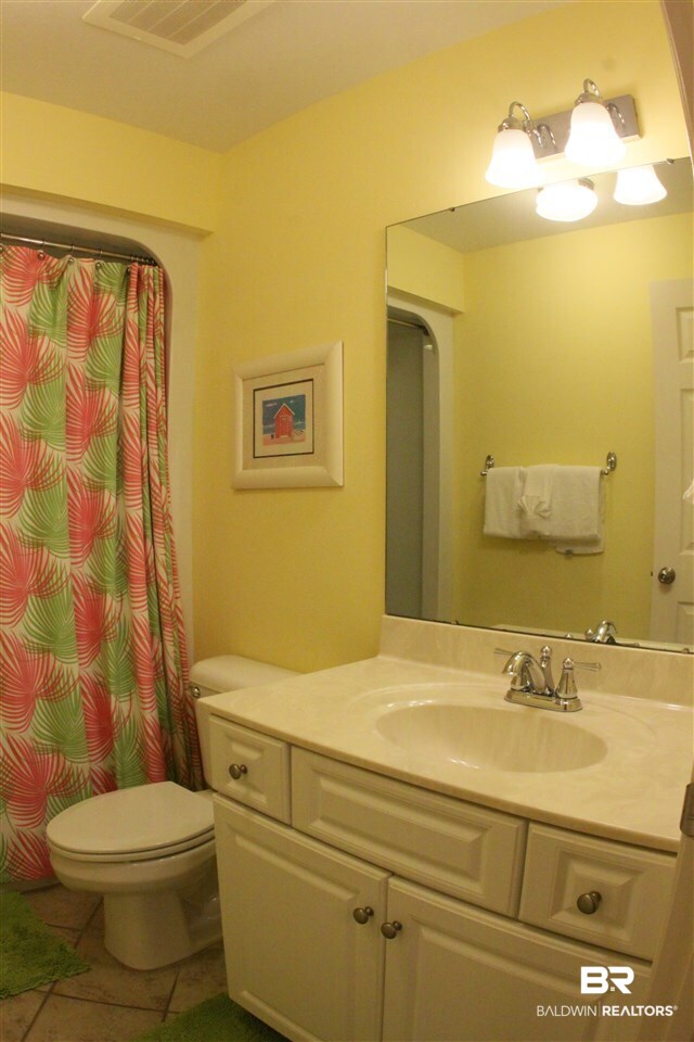 29488 Perdido Beach Boulevard, Unit 1504 Orange Beach, AL 36561 - Photo 12 of 14 guest bath