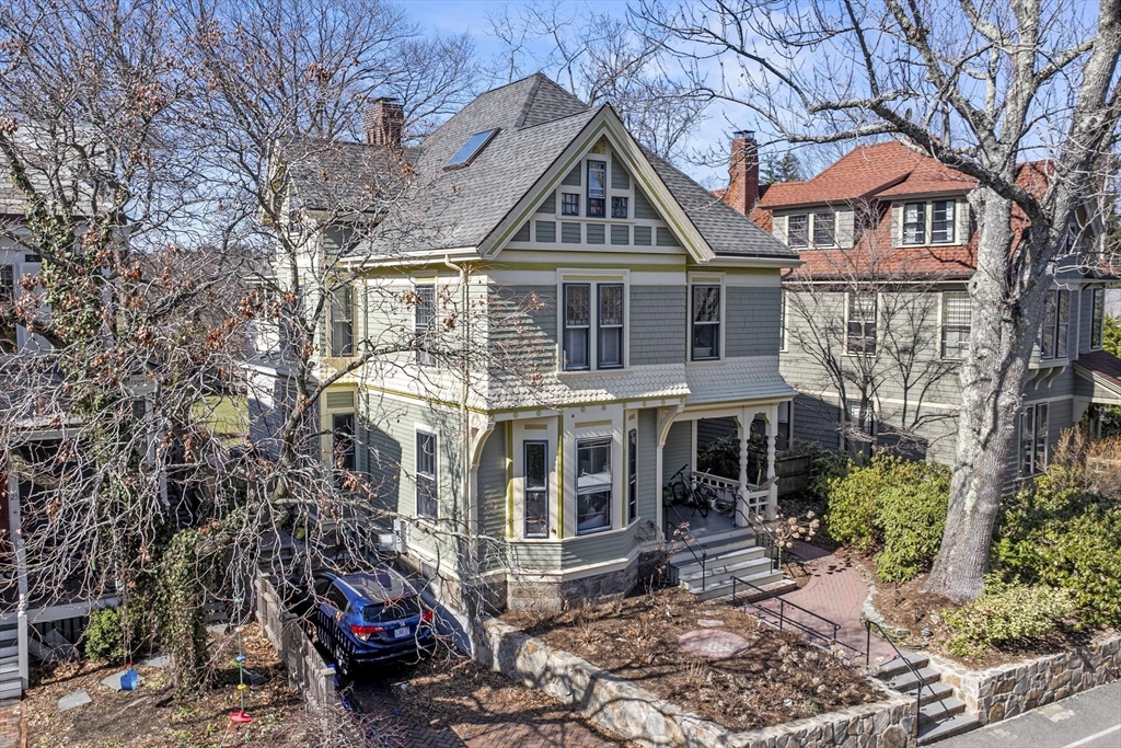 19 Edgehill Road Brookline, MA 02445 - Photo 2 of 25