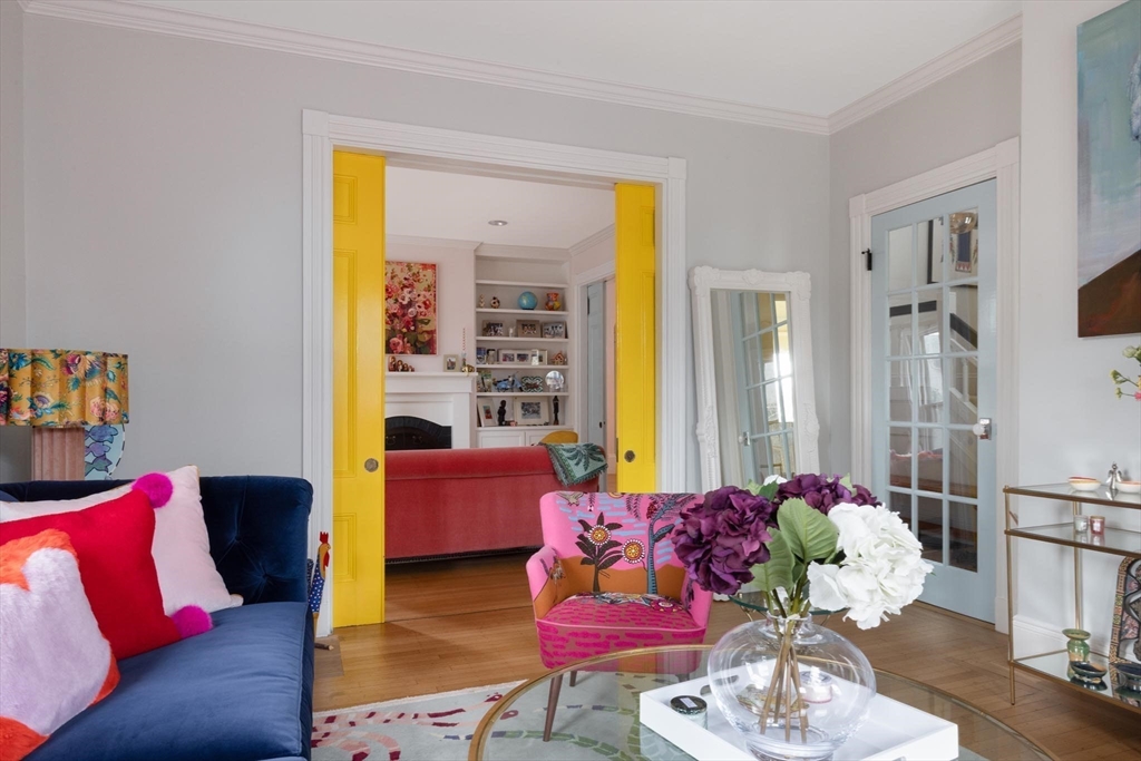 19 Edgehill Road Brookline, MA 02445 - Photo 5 of 25