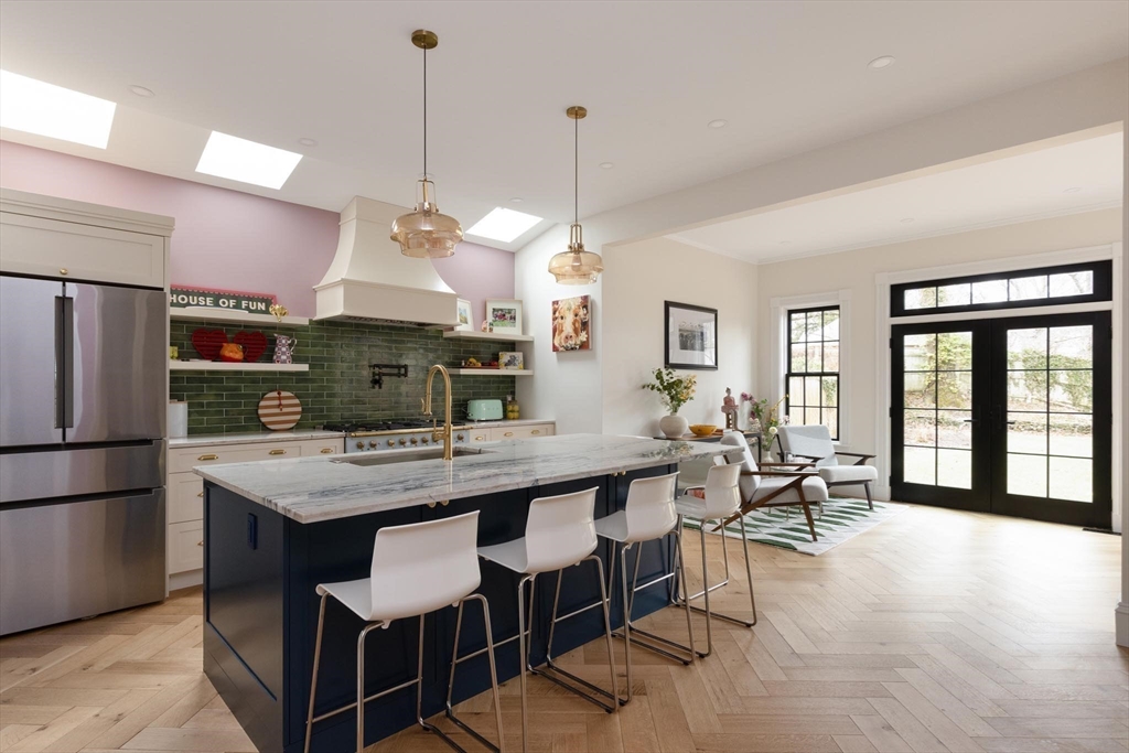 19 Edgehill Road Brookline, MA 02445 - Photo 9 of 25