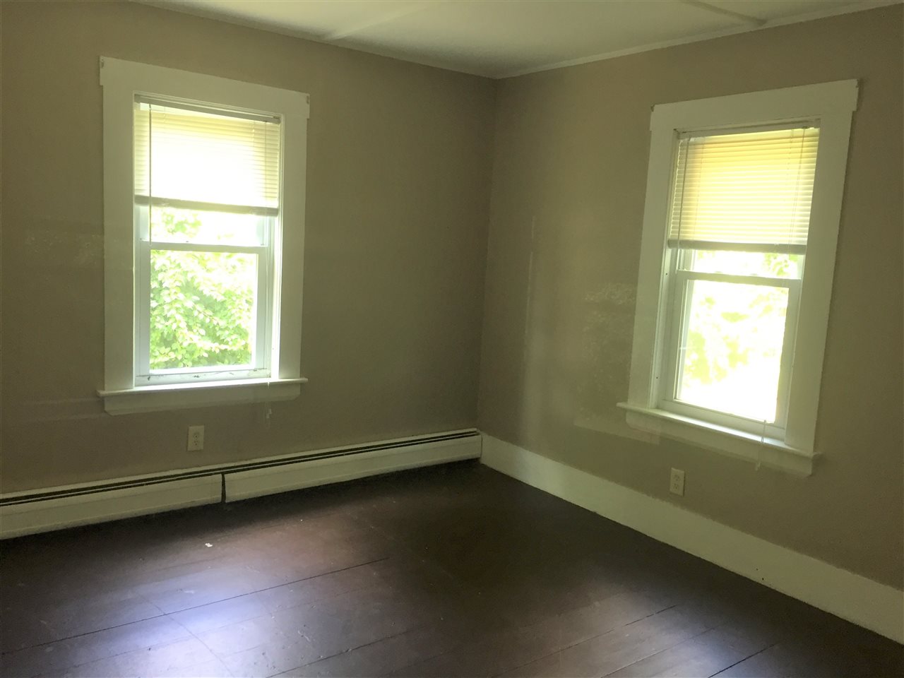 52 Brock Street Rochester, NH 03867 - Photo 15 of 29