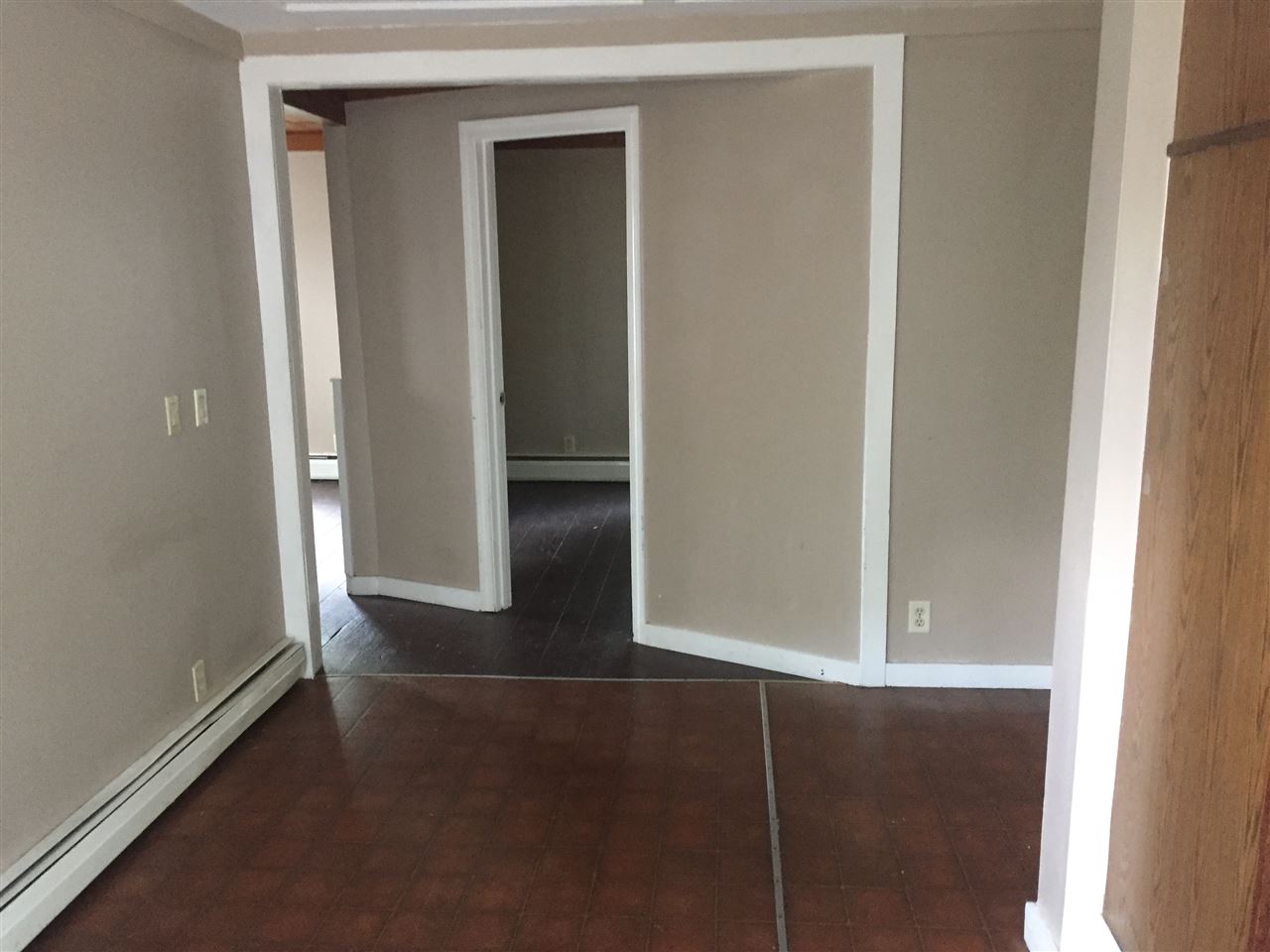52 Brock Street Rochester, NH 03867 - Photo 10 of 29
