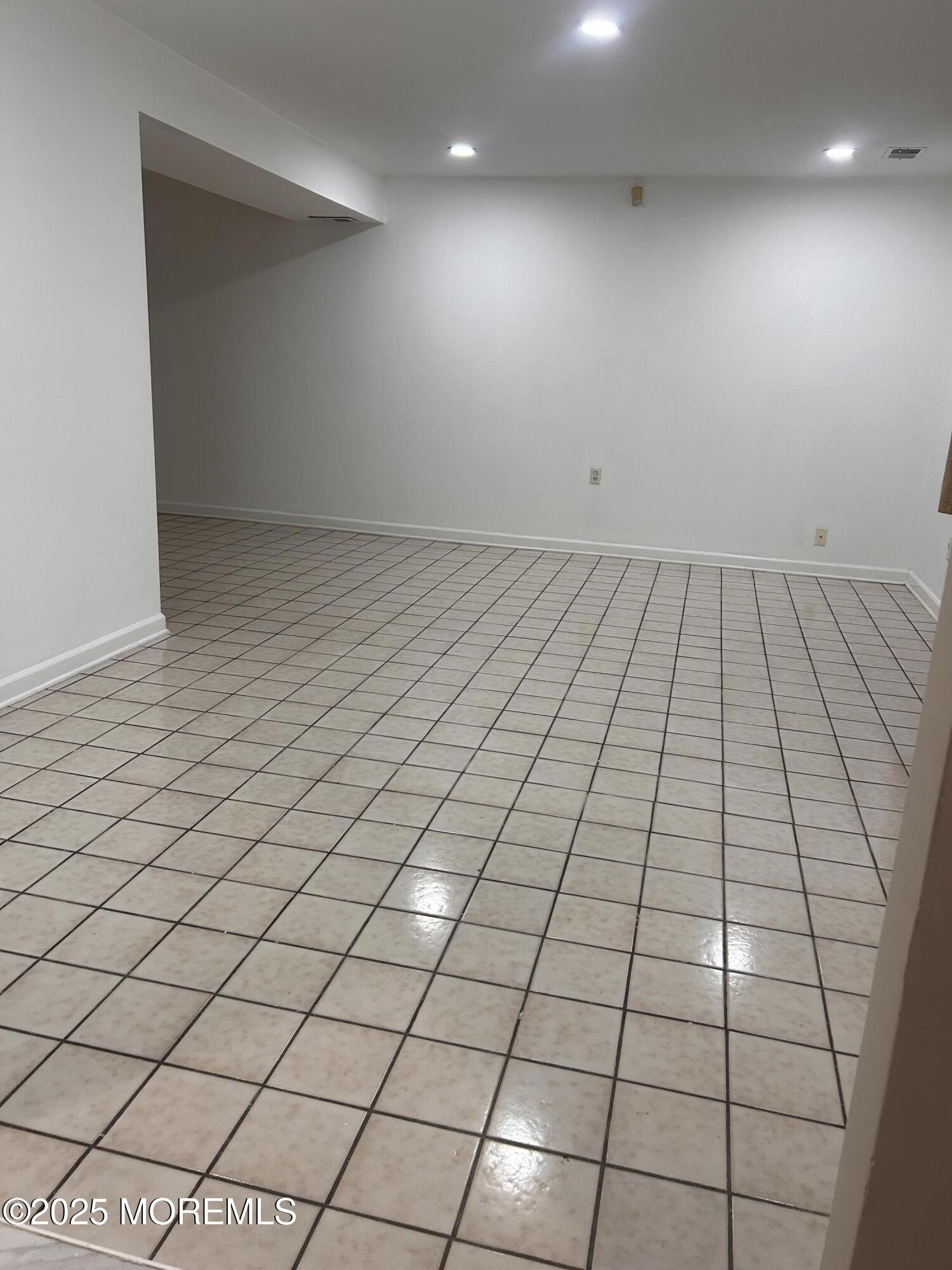 823 Bowman Road Jackson, NJ 08527 - Photo 3 of 27