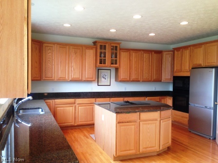 4471 Hillside Drive Akron, OH 44321 - Photo 6 of 25