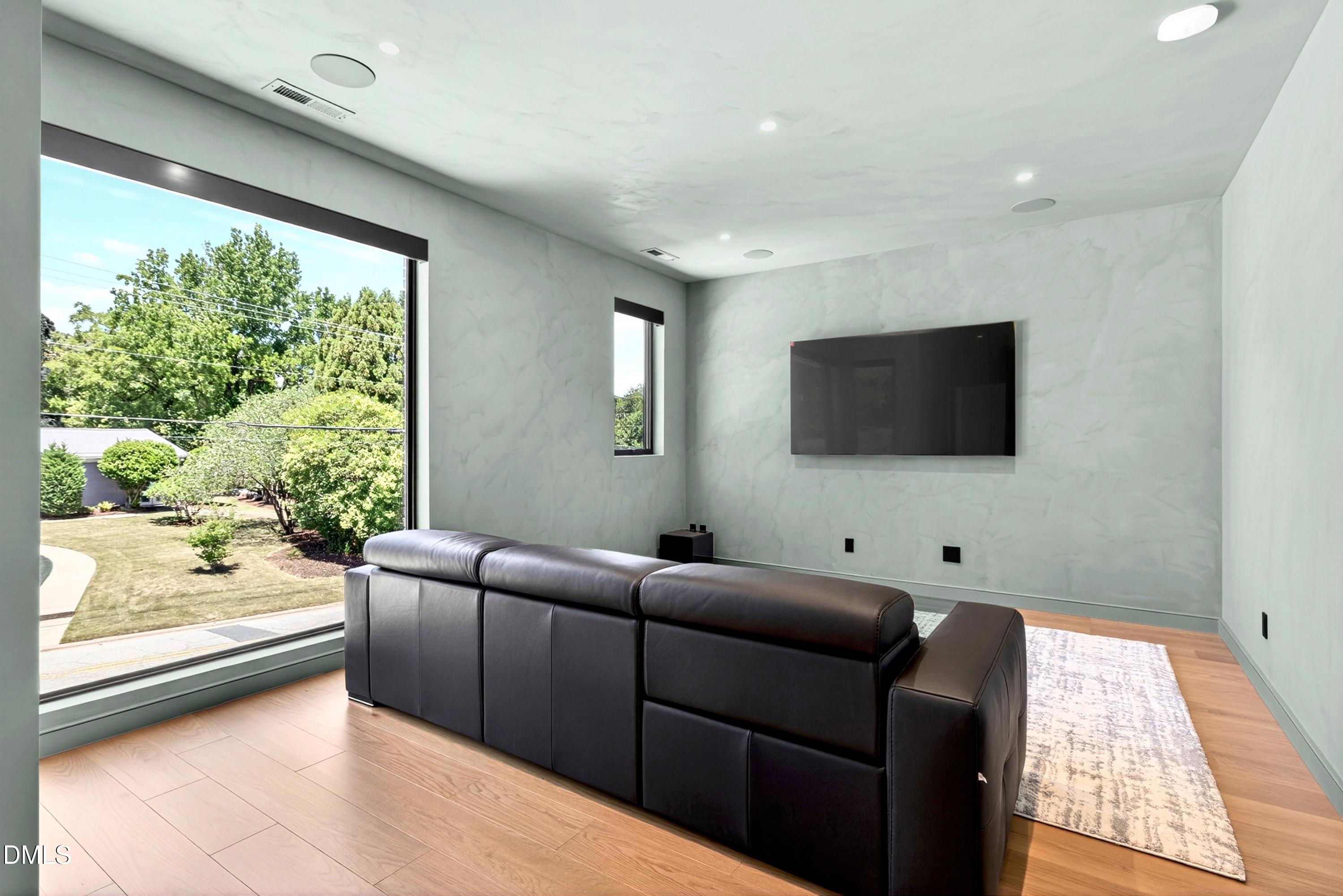 838 Woodburn Road Raleigh, NC 27605 - Photo 42 of 100