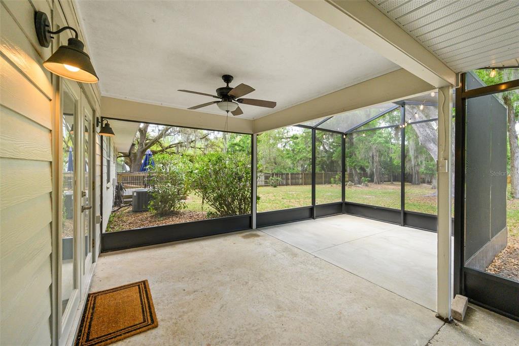 6820 Southwest 78th Street Gainesville, FL 32608 - Photo 28 of 41 a view of an empty room with windows