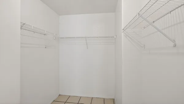 $2,095 | 7395 West San Miguel Avenue, Glendale, AZ 85303