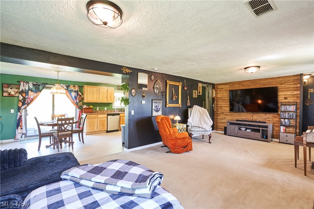 8742 Rohrer Road Orrville, OH 44667 - Photo 8 of 33