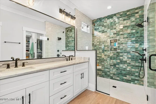 $2,995,000 | 29 Grand Vw Drive, Ocean Isle Beach, NC 28469