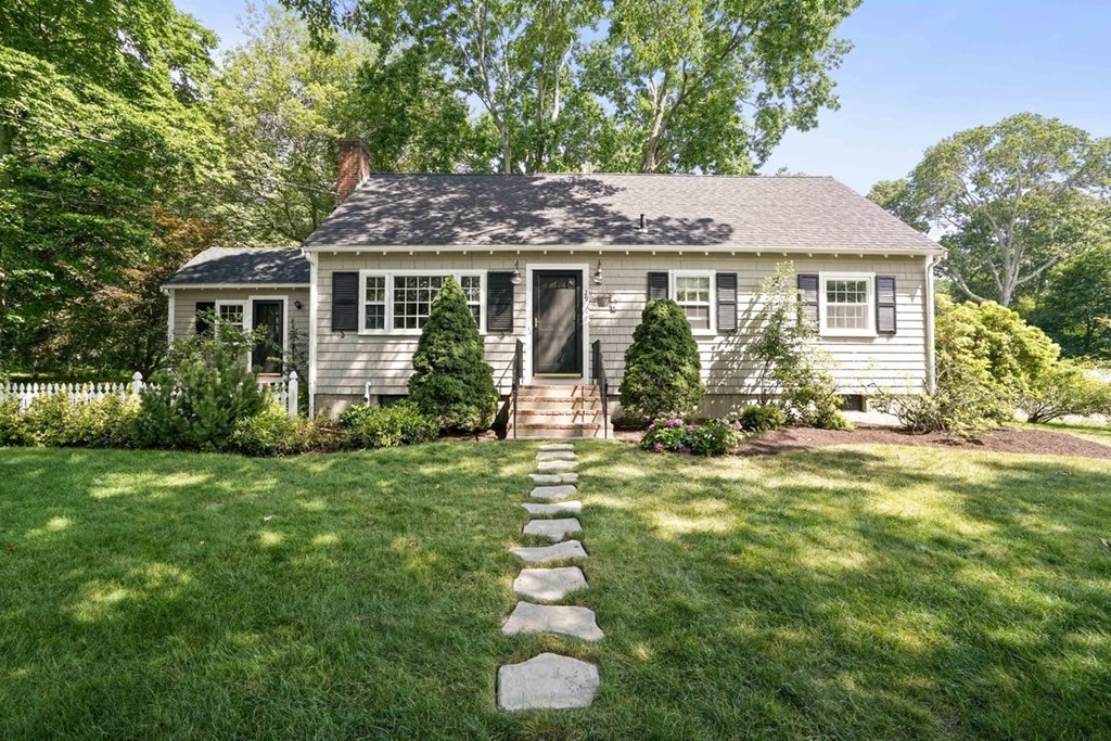 29 Oakhurst Road Scituate, MA 02066 - Photo 1 of 27 Gallery Image 1