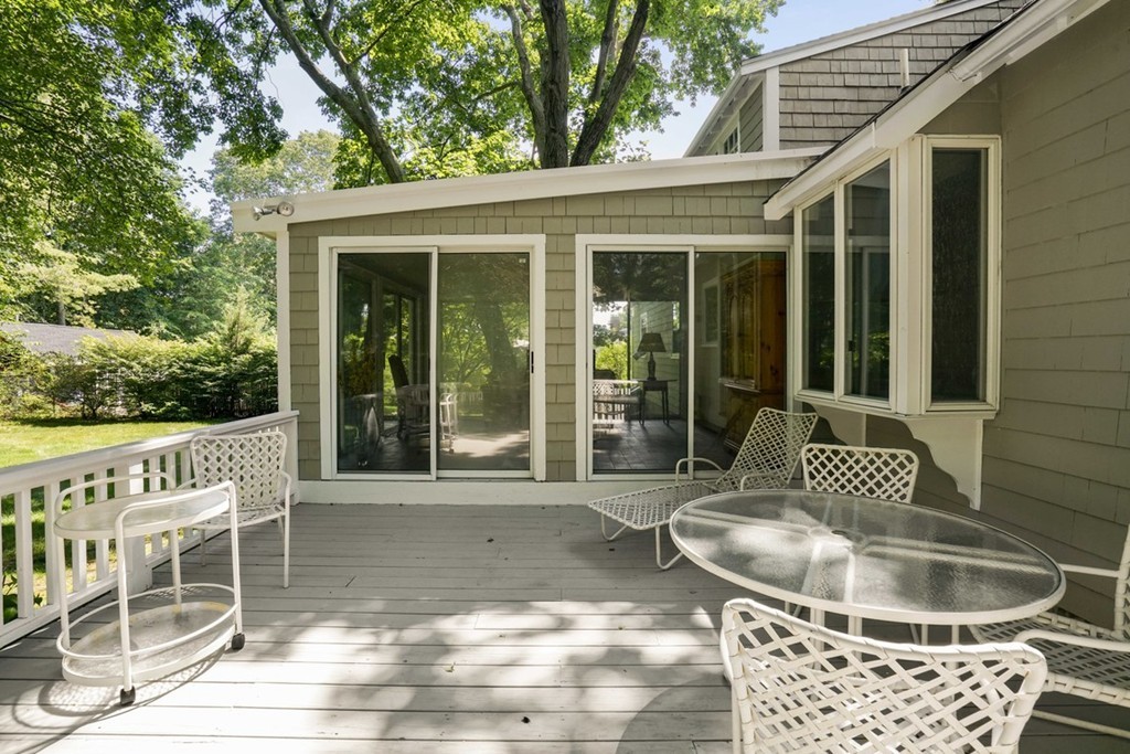 29 Oakhurst Road Scituate, MA 02066 - Photo 5 of 27 Gallery Image 5