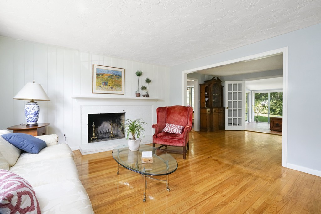 29 Oakhurst Road Scituate, MA 02066 - Photo 6 of 27 Gallery Image 6