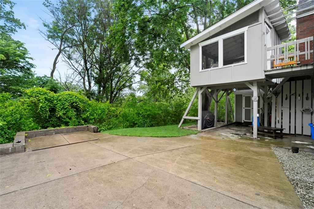 36 Warriors Road Green Tree, PA 15220 - Photo 35 of 40 Gallery Image 35