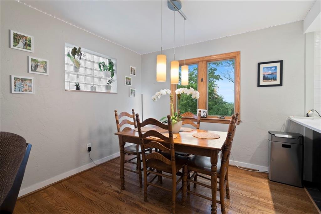 36 Warriors Road Green Tree, PA 15220 - Photo 8 of 40 Gallery Image 8