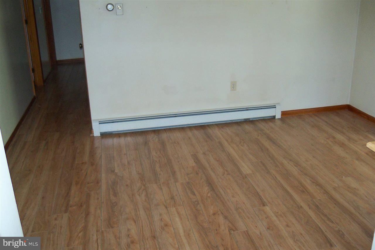 219 Hilltop Road Boiling Springs, PA 17007 - Photo 6 of 12 Gallery Image 6
