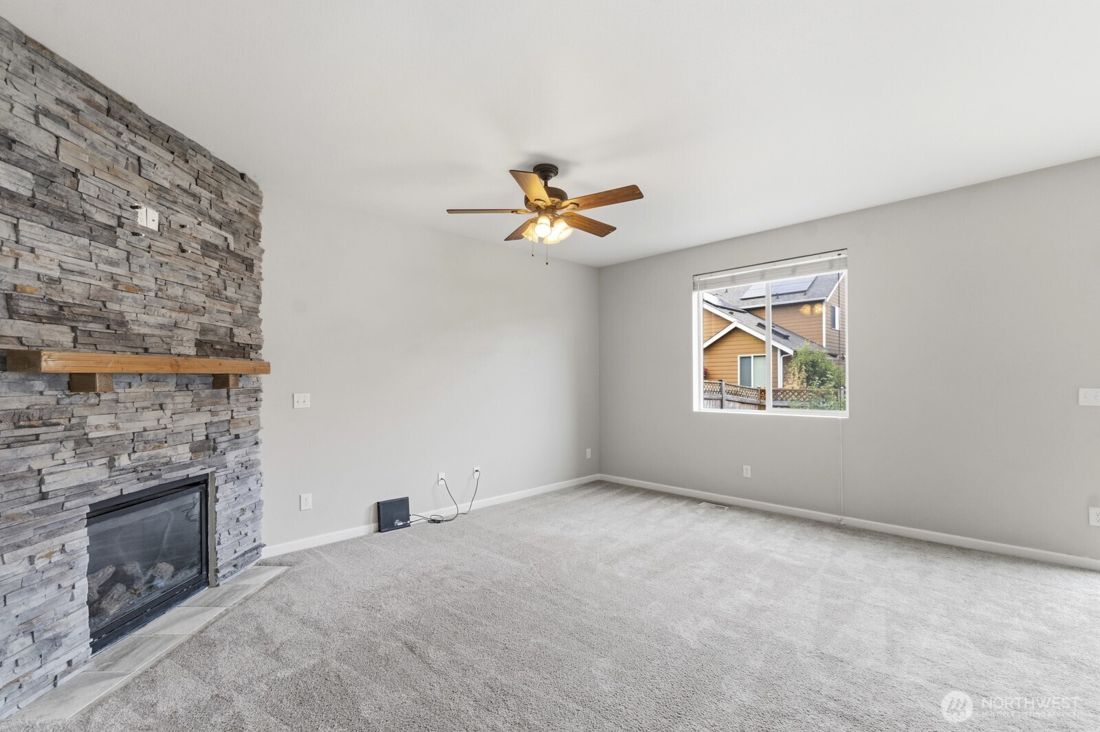 6974 Bailey Street Southeast Lacey, WA 98513 - Photo 7 of 37