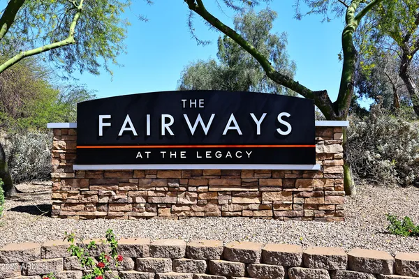 a view of sign board