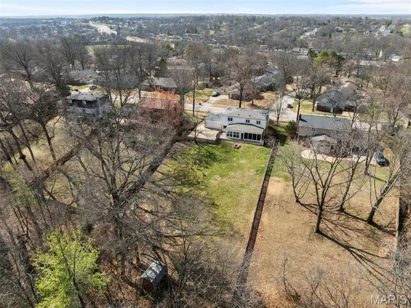 $650,000 | 1022 Julianna Drive, Ballwin, MO 63011