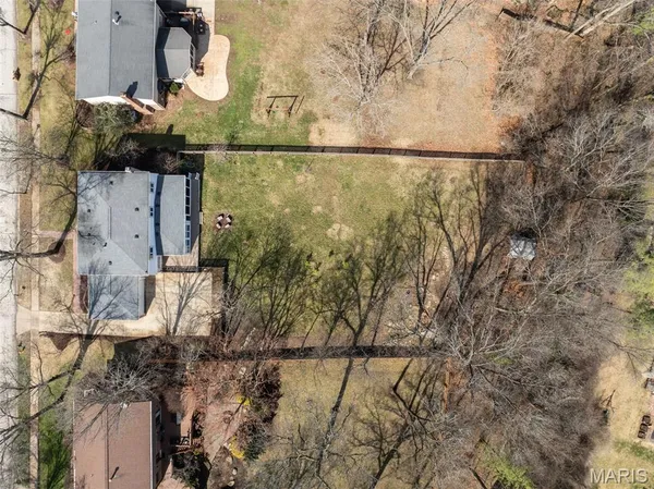 $650,000 | 1022 Julianna Drive, Ballwin, MO 63011