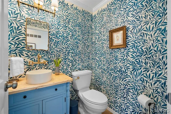 $650,000 | 1022 Julianna Drive, Ballwin, MO 63011