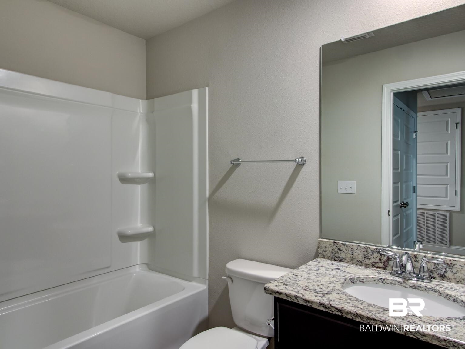 6771 Spaniel Drive Daphne, AL 36527 - Photo 22 of 41 Bathroom 2