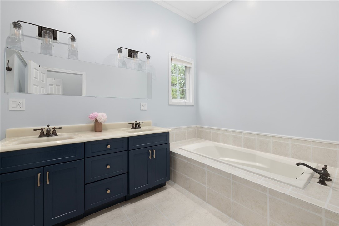 46 Peck Hill Road Scituate, RI 02857 - Photo 16 of 47