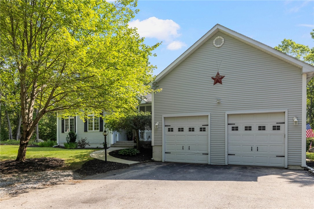 46 Peck Hill Road Scituate, RI 02857 - Photo 3 of 47