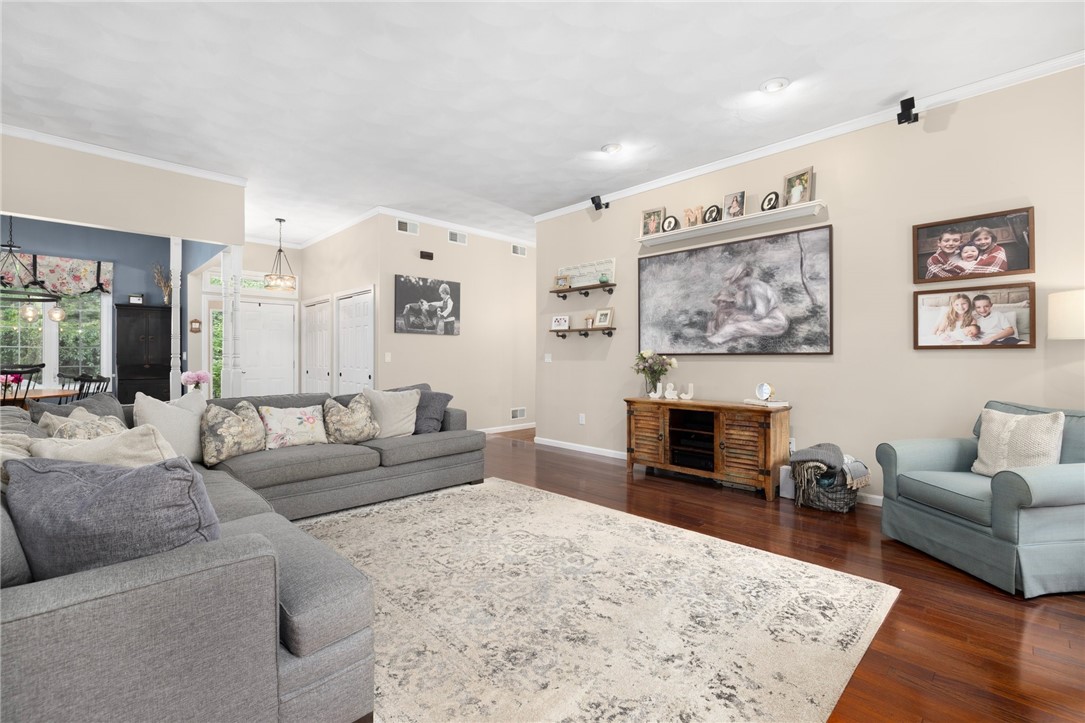 46 Peck Hill Road Scituate, RI 02857 - Photo 10 of 47