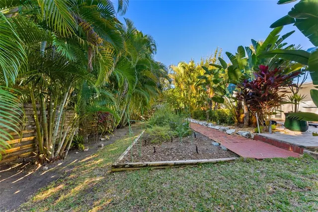 $1,700,000 | 1740 South Orange Avenue, Sarasota, FL 34239