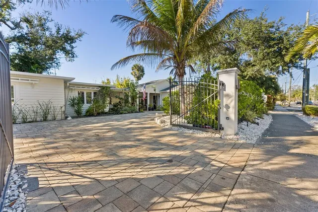 $1,700,000 | 1740 South Orange Avenue, Sarasota, FL 34239