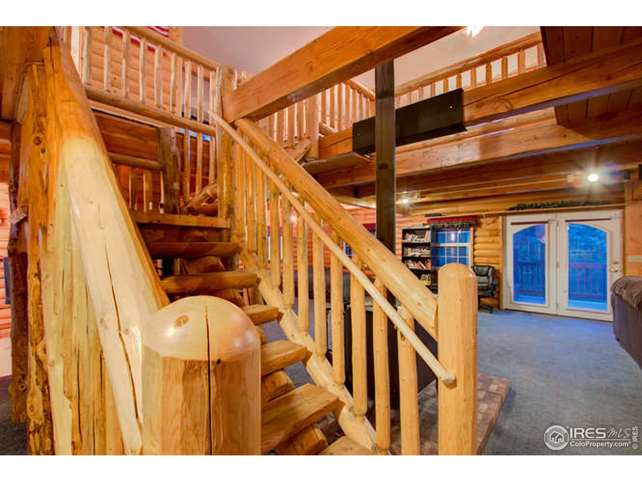 565 Rustic Road Bellvue, CO 80512 - Photo 16 of 40 Center Staircase