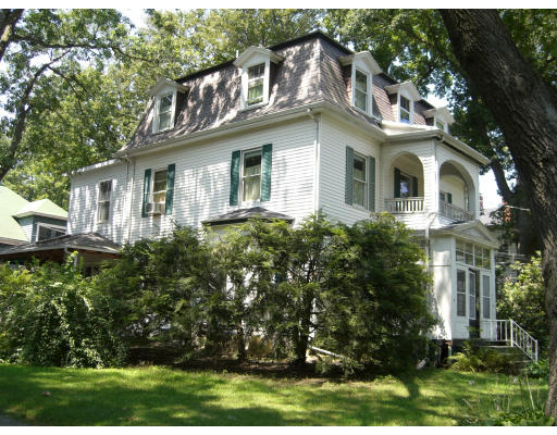 11 Chester Street Newton, MA 02461 - Photo 1 of 19