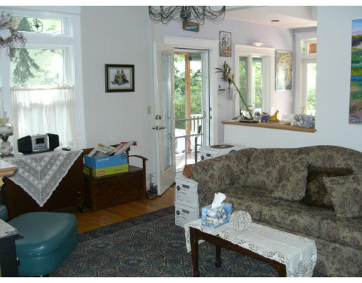 11 Chester Street Newton, MA 02461 - Photo 8 of 19