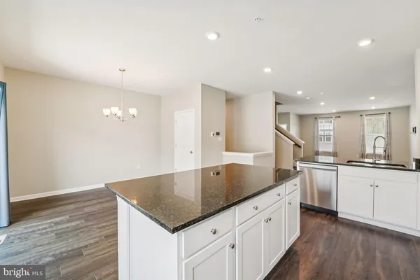 $585,000 | 2070 Hinshaw Drive, Odenton, MD 21113