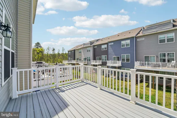 $585,000 | 2070 Hinshaw Drive, Odenton, MD 21113