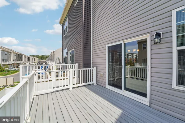 $585,000 | 2070 Hinshaw Drive, Odenton, MD 21113