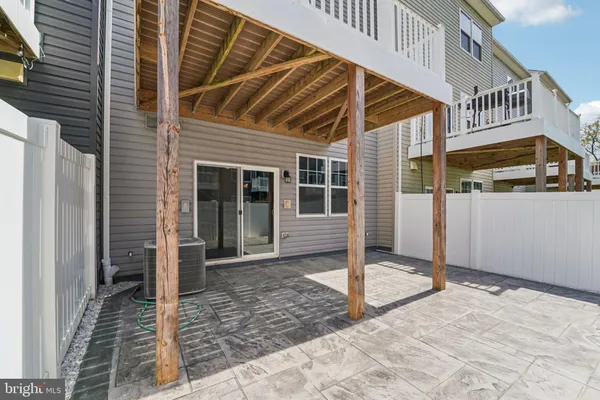 $585,000 | 2070 Hinshaw Drive, Odenton, MD 21113